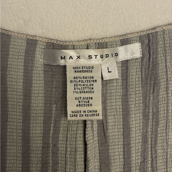 Max Studio dress NWOT - Picture 3 of 5